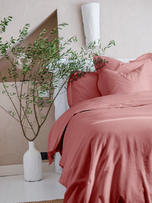 Dejorine - Parure de lit en Percale de Coton - Teinte Grenat d'antan - Couleur Rose Rouge Foncé