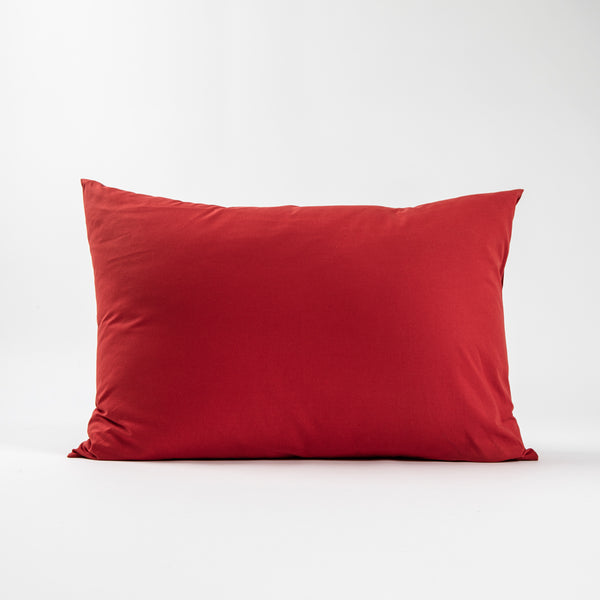 Taie d'oreiller rectangulaire en coton 57 fils/cm² rouge tissée en France - Made in France - Dejorine